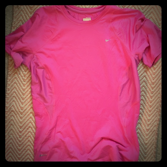 NikeFIT DRY Hot Pink Workout Tee - Size S