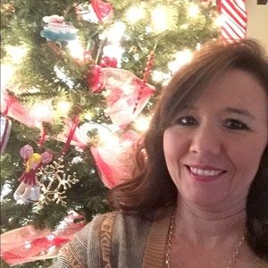 Meet your Posher, Kelli