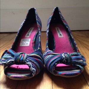American Eagle tribal wedges