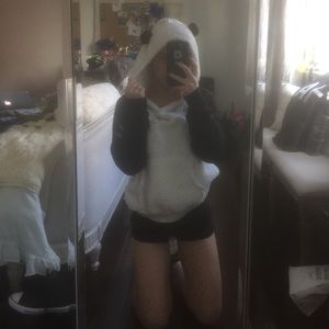 Comfy bear sweatshirt