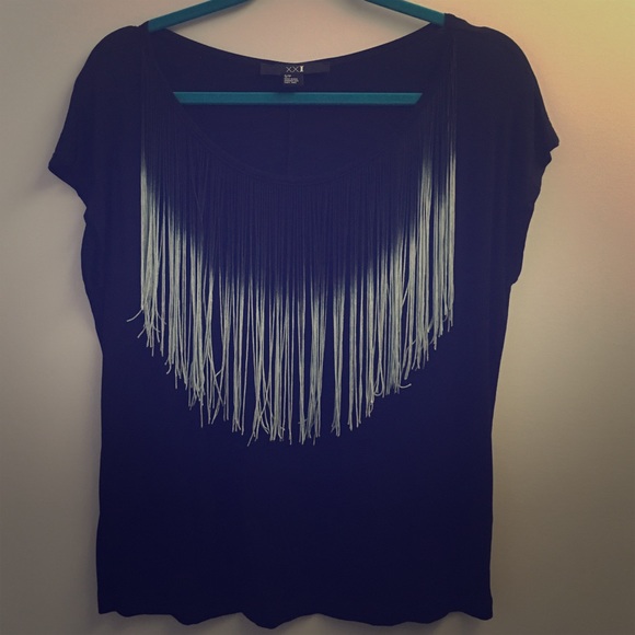 OMBRÉ FRINGE TOP SMALL