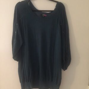 Thin sweater . Tunic length size2x