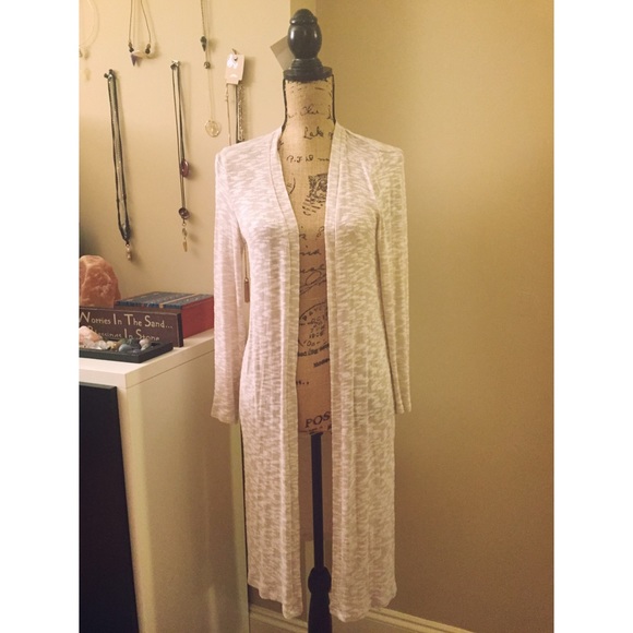 Urban Outfitters Sweaters - 🌿 light cream cardigan