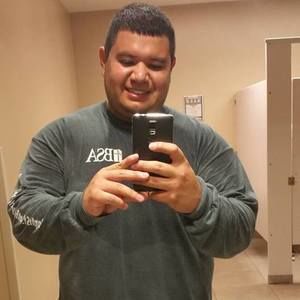 Meet your Posher, Luis
