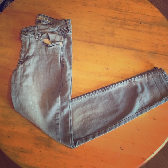 Grey skinny jeans