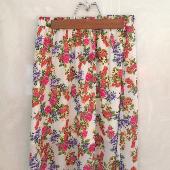 Floral maxi skirt