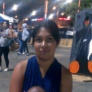 Meet your Posher, Alejandra