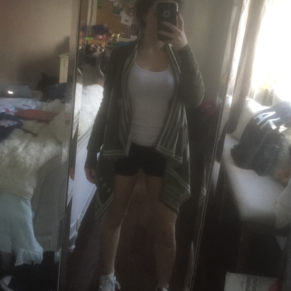 Love culture sweater