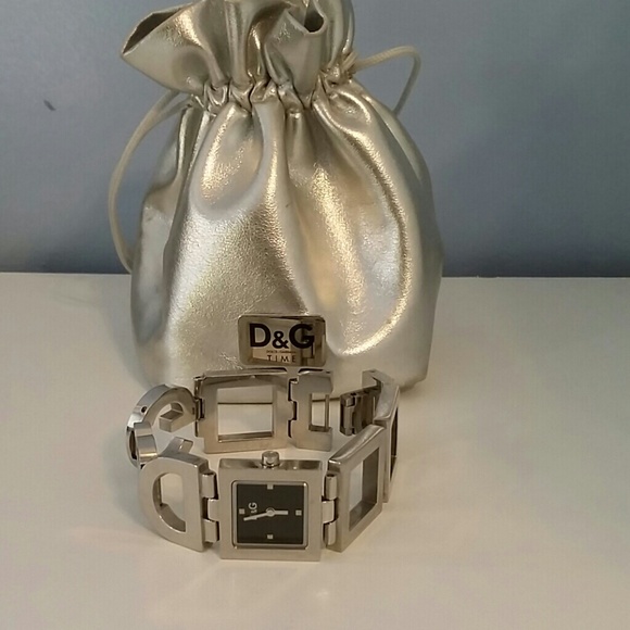 D & G watch