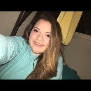 Meet your Posher, Mikayla