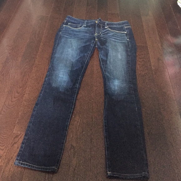 American Eagle dark wash skinny jeans
