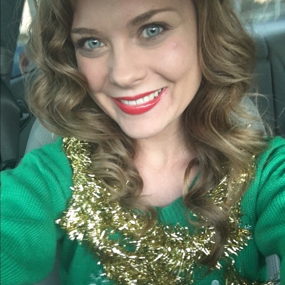 Meet your Posher, Jessica - Picture 1 of 1