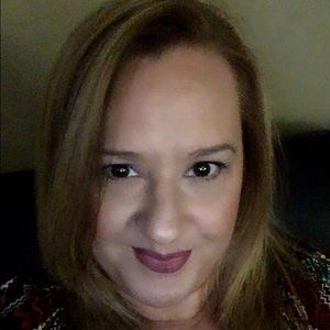 Meet your Posher, Amber