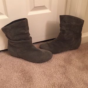 Wet seal grey booties