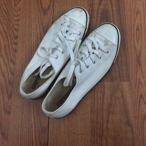 White converse