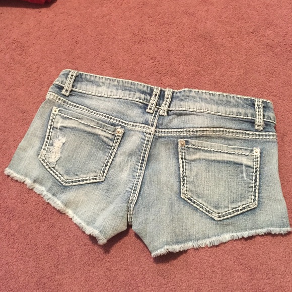 Wet Seal Jean Shorts - Picture 2 of 3