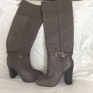 Gorgeous Tory Burch Boots Gray/Taupe Color