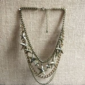 New Price ⬇️ Gold Star Necklace