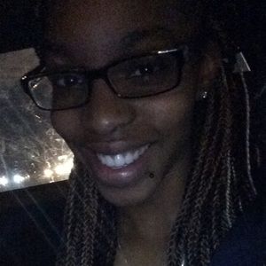 Meet your Posher, Tiona