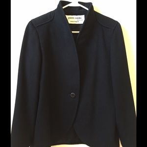 Elegant Vintage designer wool blazer.