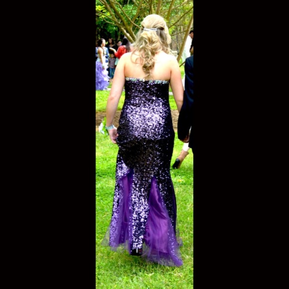 Prom dress - Picture 2 of 6