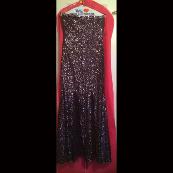 Prom dress - Picture 4 of 6