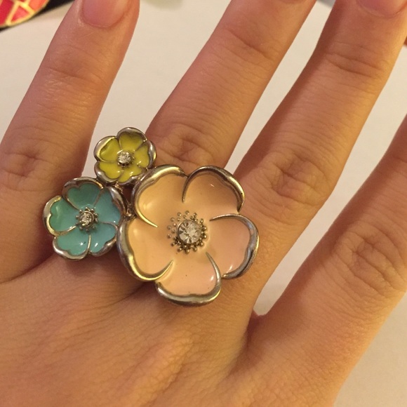 Vintage Rings - Picture 2 of 3