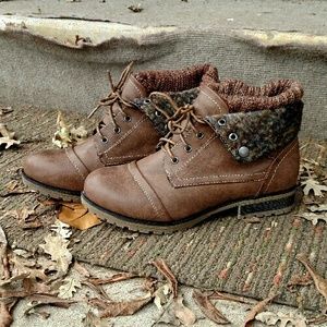 Sweater knit combat boot.