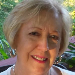 Meet your Posher, Joan