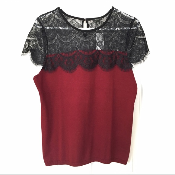 ❄️Price Drop❄️ Ann Taylor Mixed Media Top