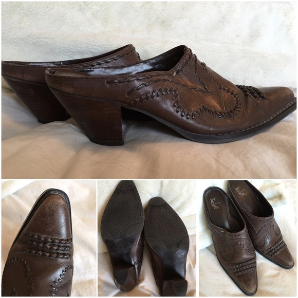 White Mountain Leather Mules