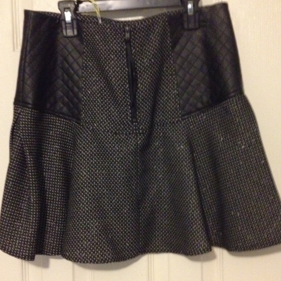 🚨🚨New with tag BCBGeneration Skirt🚨🚨 - Picture 2 of 4