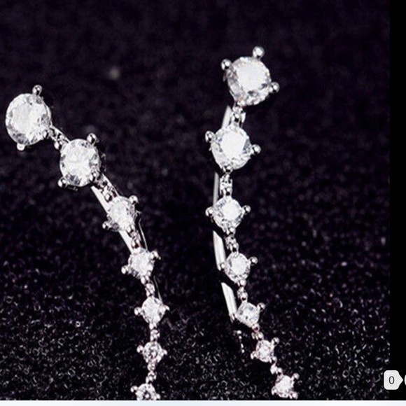 Silver Style Ear Hook - Picture 2 of 2