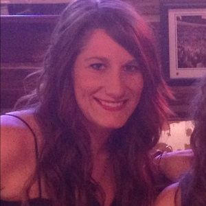 Meet your Posher, Wynne