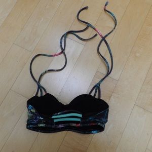 Lulu lemon sports bra