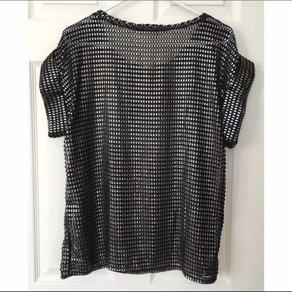 Lumiere Metallic Texture Top - Picture 2 of 3