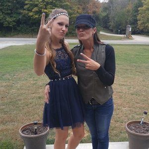 Meet your Posher, Tonya