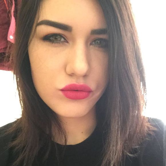 Meet your Posher, Maddie - Picture 1 of 1