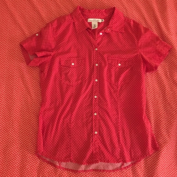 H&M LOGG red dot shirt