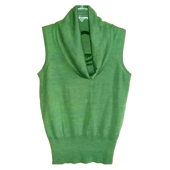 Sleeveless Sweater