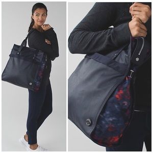 Lululemon Follow Your Bliss Bag