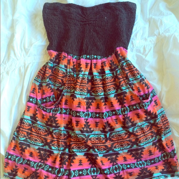Tribal Print Skater Dress by Billabong! 😍😎 - Picture 1 of 4