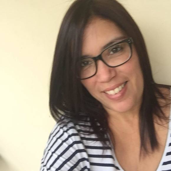 Meet your Posher, Itzia