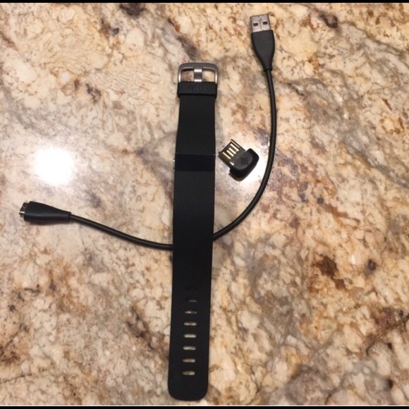 FITBIT CHARGE HR
