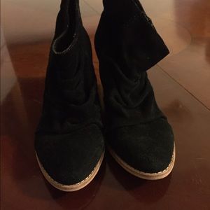 Splendid booties (black suede) size 6