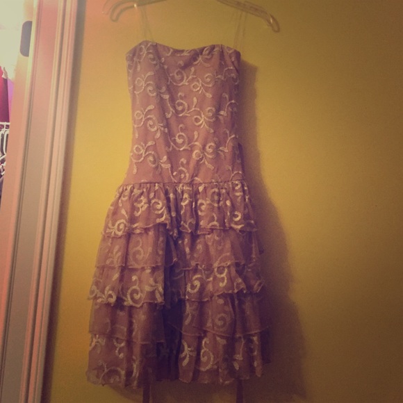 Dress - Picture 1 of 3
