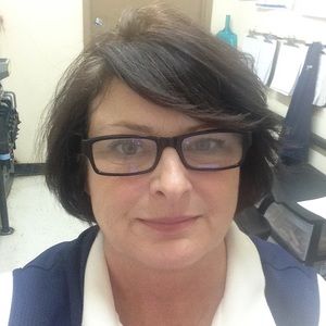 Meet your Posher, Suzanne