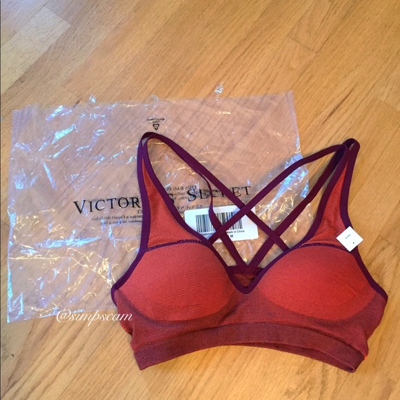 PINK Victoria's Secret Other - ♦️SALE♦️VS PINK seamless push up bra