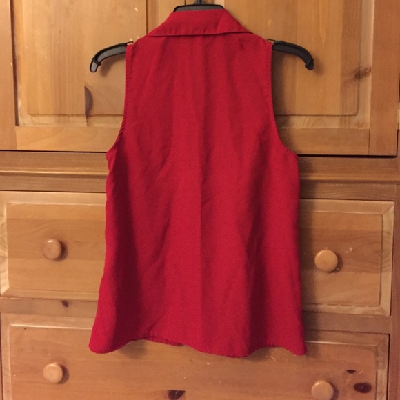 Red button down top - Picture 2 of 2