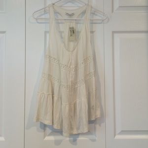 AMERICAN EAGLE TANK. SIZE SMALL FITS LIKE A MED.
